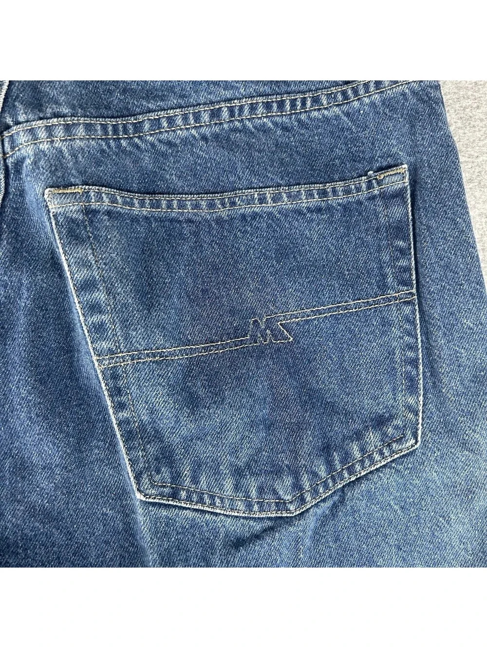 Bugle Boy Looser 7M Mens Distressed Relaxed Denim Jeans SZ 36 Blue 36X34